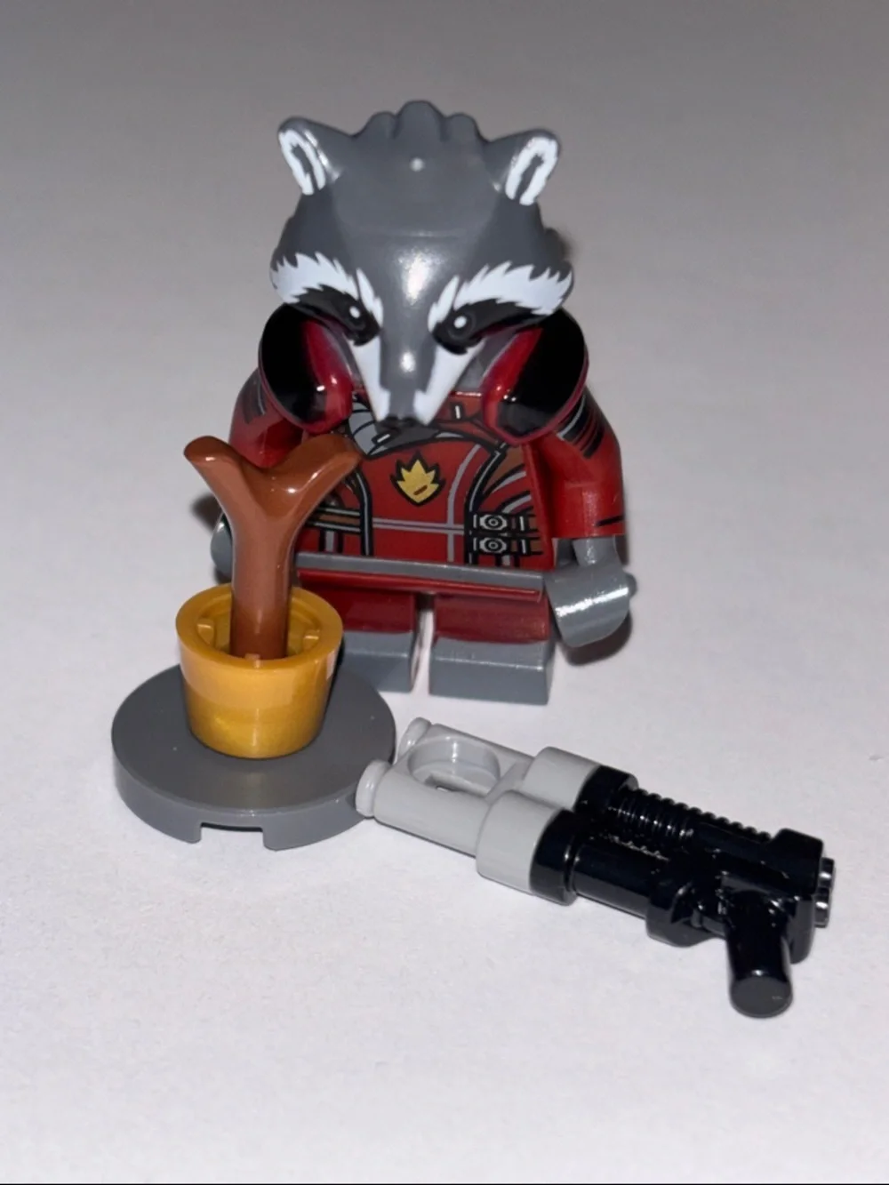 LEGO Rocket Raccoon Minifigure with Accessories Guardians of the Galaxy Raccoon